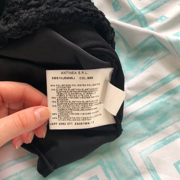 90s era Armani Collezioni velvet tank top - Picture 5 of 5